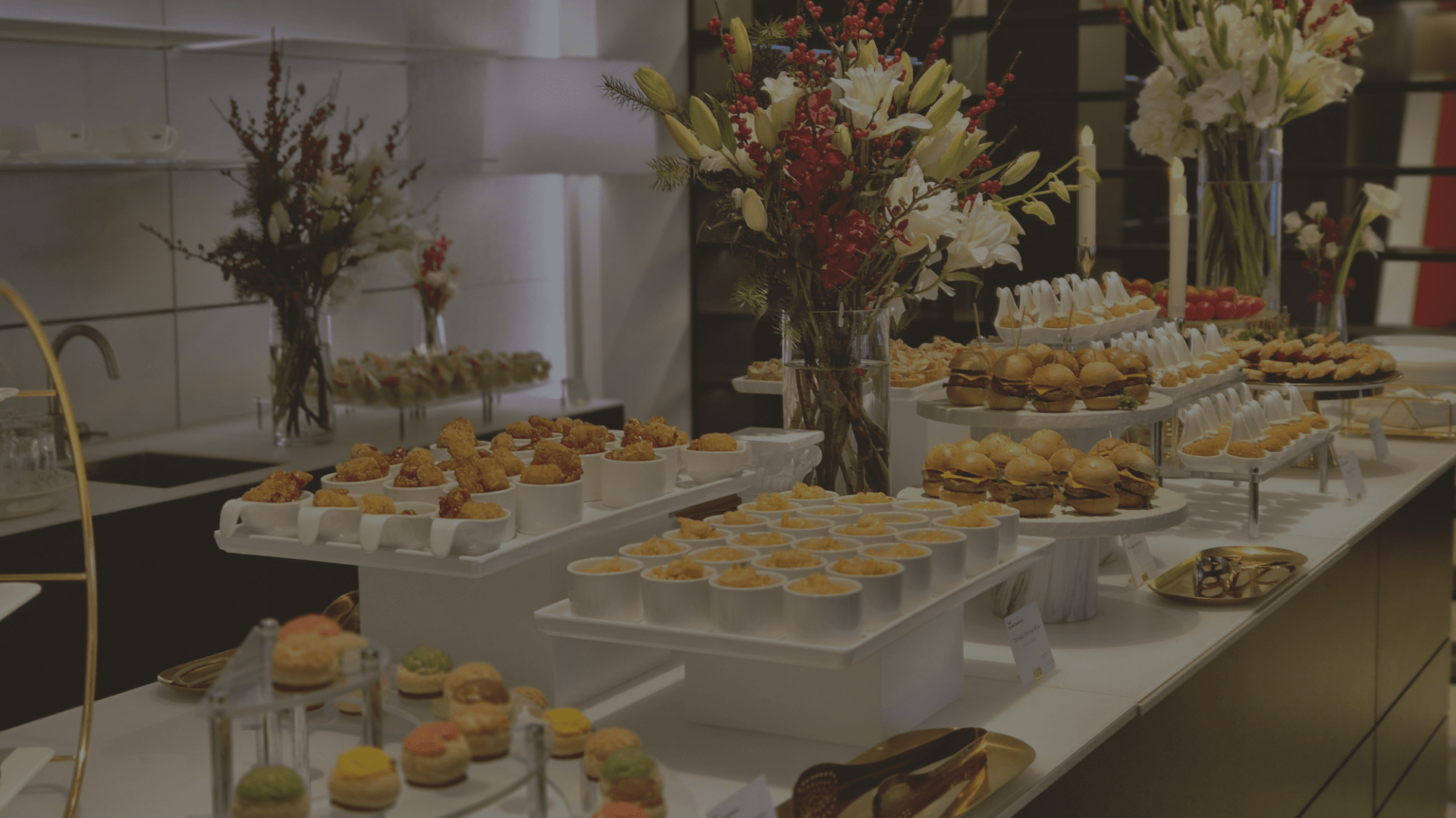 A'zin 케이터링 메인 배경